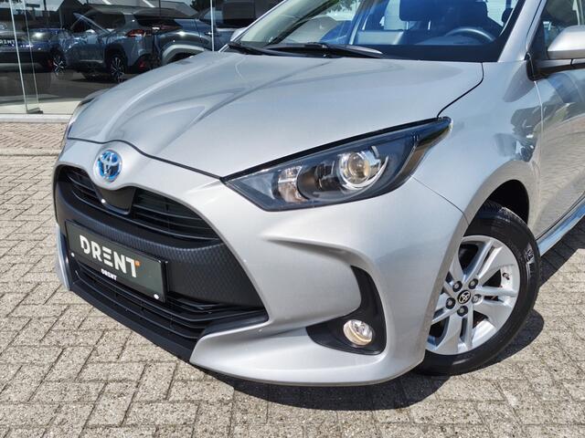 Toyota YARIS 1.5 Hybrid Active | Stoelverwarming | DAB | Lichtmetalen Velgen