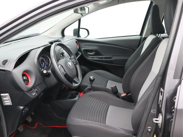 Toyota YARIS 1.5 VVT-i Design/ lage km/ zeer mooi!