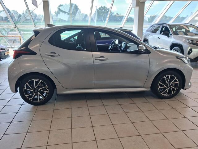 Toyota YARIS 1.5 Hybrid Dynamic