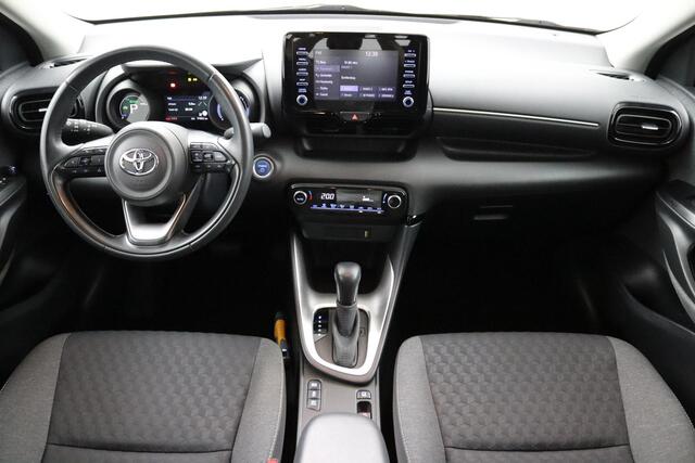 Toyota YARIS 1.5 Hybrid Active | Keyless Entry | Trekhaak Afneembaar | Navigatiesysteem full map |