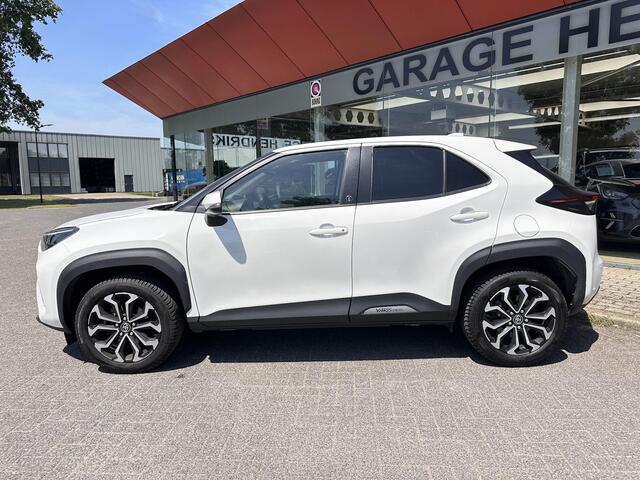 Toyota YARIS Cross 1.5 Hybrid First Edition | NAVI | Carplay Android Auto | Camera | Adaptieve cruise | Blind spot | DAB