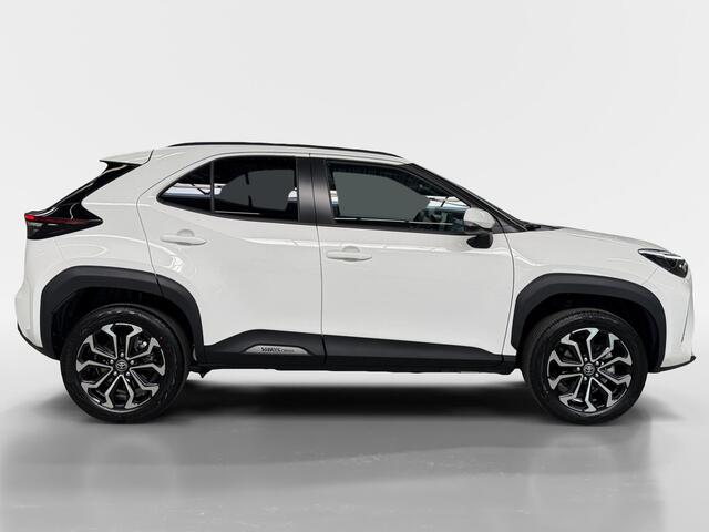 Toyota YARIS Cross 1.5 Hybrid 130 Dynamic I Direct leverbaar I Stoel en Stuurverwarming I Dodehoekdetectie I Camera