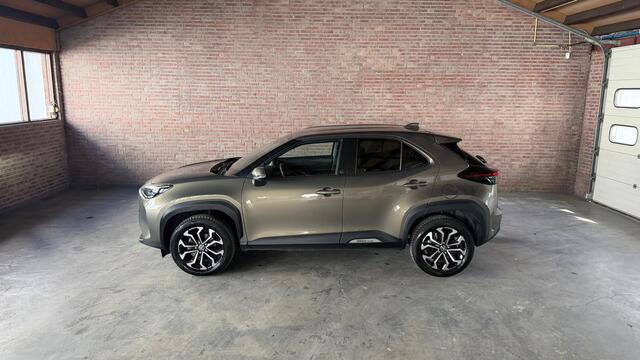 Toyota YARIS Cross 1.5 Hybrid Dynamic Navi / ACC / Camera / Winterpakket / ALLSEASON