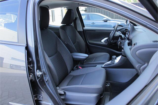 Toyota YARIS 1.5 Hybrid Dynamic |dealer onderhouden|lichtmetalen velgen|Apple CarPlay/Android Auto|