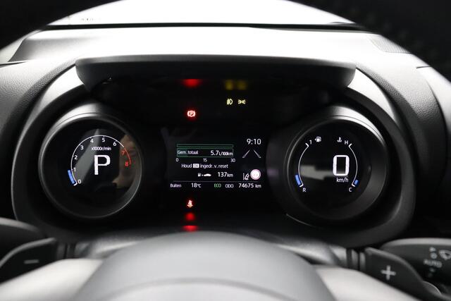 Toyota YARIS 1.5 VVT-i Dynamic | Automaat | Stoelverwarming | Apple Carplay/Android Auto | airco |