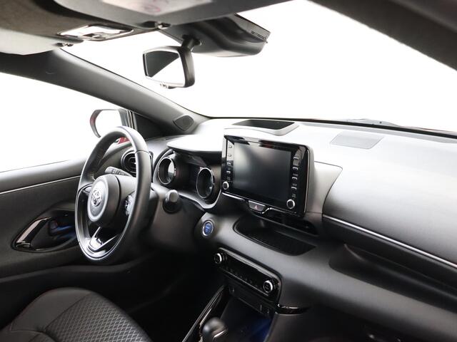 Toyota YARIS 1.5 Hybrid Style | Dealer Onderhouden | Head-Up Display | Stoelverwarming | Draadloze telefoonlader | Apple CarPlay/Android auto | Cruise Control Adaptive | achteruitrijcamera |