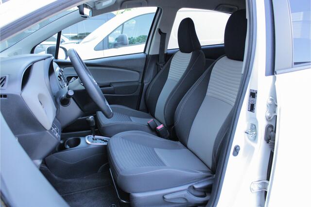 Toyota YARIS 1.5 Hybrid Dynamic |NL auto|climate control|navi|keyless|cruise control|camera|