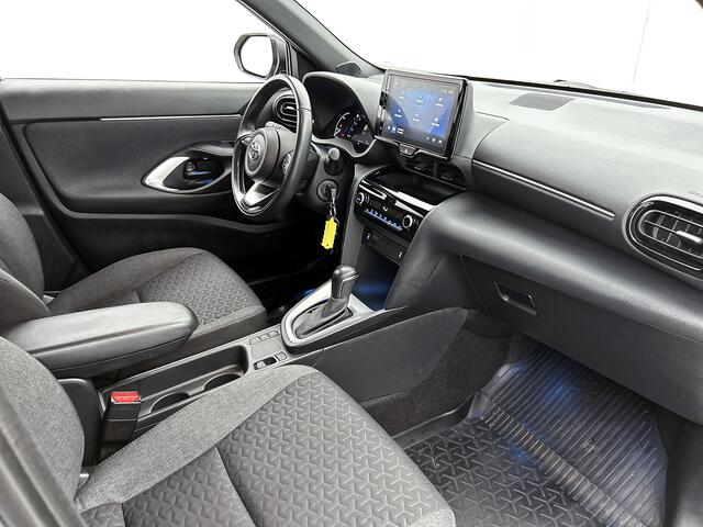 Toyota YARIS Cross 1.5 Hybrid Dynamic Limited | Trekhaak afneembaar | Parkeersensoren voor+achter | Stoelverwarming | Apple CarPlay/Android auto | Navigatie | Cruise Control Adaptive | Achteruitrijcamera |