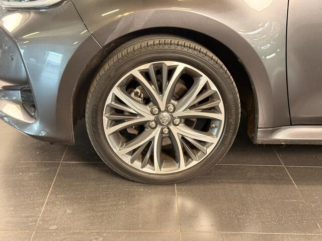 Toyota YARIS 1.5 Hybrid 130 Launch Edition | JBL | Panoramadak | BSM |