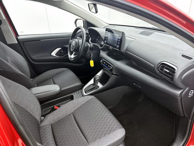 Toyota YARIS 1.5 Hybrid Active | Trekhaak afneembaar |