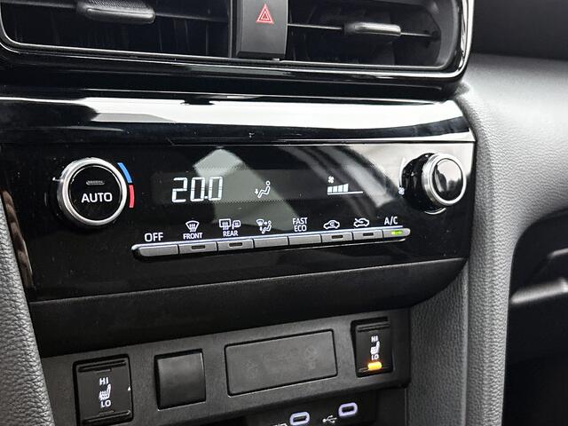 Toyota YARIS Cross 1.5 Hybrid 115 Dynamic Comfort Pack | BTW voertuig | Dodehoek detectie | Stoel+stuurverwarming | Parkeersensoren voor+achter | Apple CarPlay/Android auto | Cruise Control Adaptive | Achteruitrijcamera | Climate Control |