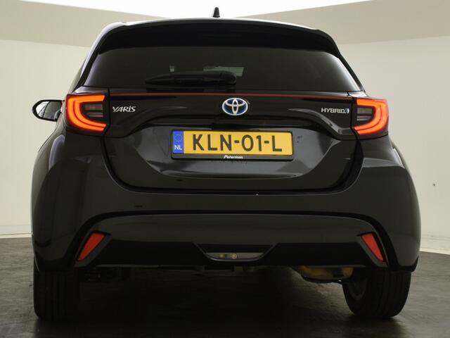 Toyota YARIS 1.5 Hybrid Lounge | Carplay | Panorama | Halfleer |
