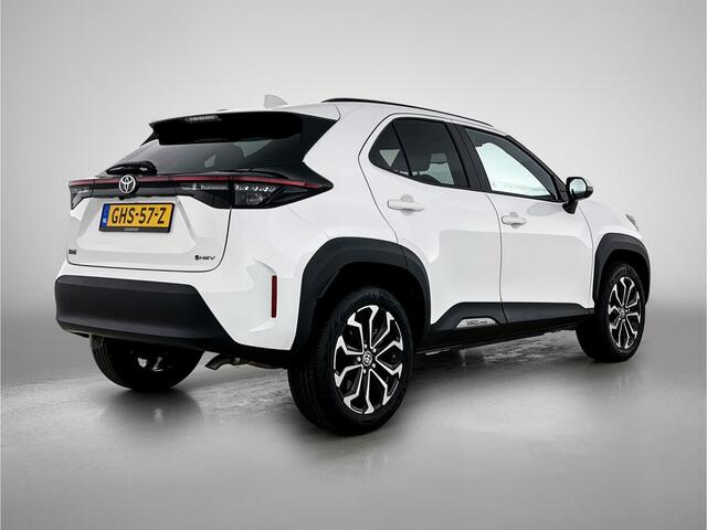 Toyota YARIS Cross 1.5 Hybrid 115 First Edition | Dealer onderhouden | 1e eigenaar | Apple CarPlay/Android Auto | Navigatie | Climate Control | Cruise Control Adaptive | Achteruitrijcamera |