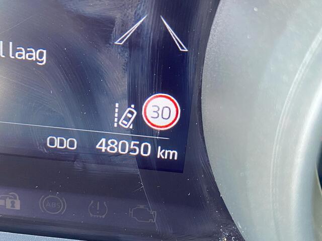 Toyota YARIS Cross 1.5 Hybrid Dynamic december 2023 | Full Hybrid | cruise | LED | lane assist | camera | etc.