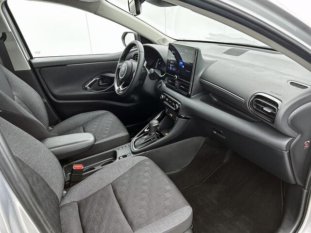 Toyota YARIS 1.5 Hybrid 115 Dynamic | NL-Auto | Fabr t/m 09-2035 mogelijk!