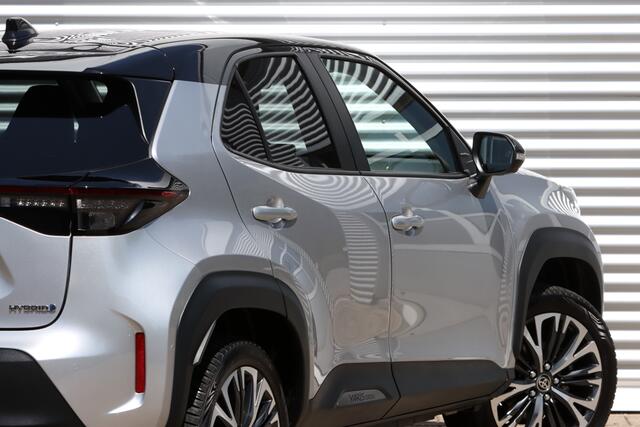 Toyota YARIS Cross 1.5 Hybrid Executive Bi-Tone Trekh.