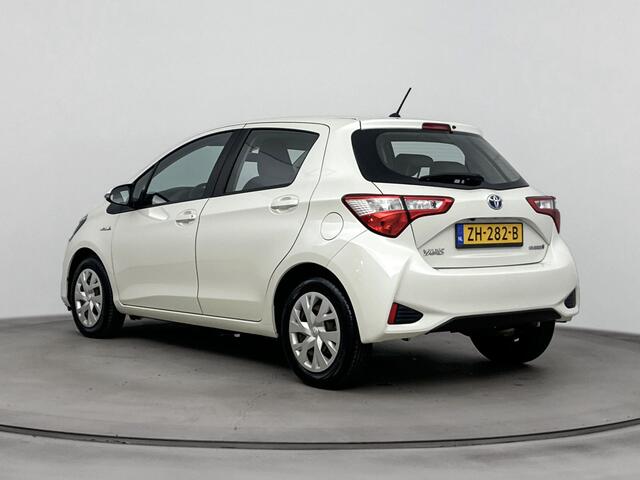 Toyota YARIS 1.5 Hybrid Active | NL Auto | | Dealer Onderhouden | Onderweg-naar-dealer