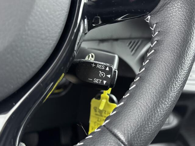 Toyota YARIS 1.5 Hybrid Active | NL Auto | | Dealer Onderhouden | Onderweg-naar-dealer