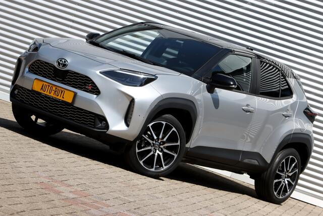 Toyota YARIS Cross 1.5 Hybrid GR Sport Ceramic Gray Metallic