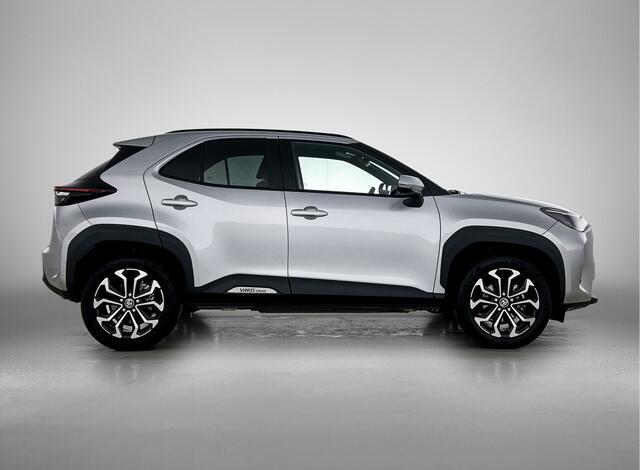 Toyota YARIS Cross 1.5 Hybrid 115 Dynamic | Voorruit-Stuur-Stoelverwarming | Parkeersensoren V+A | Onderweg-naar-dealer