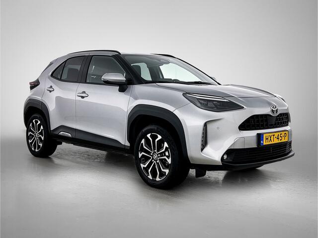 Toyota YARIS Cross 1.5 Hybrid 115 Dynamic | Voorruit-Stuur-Stoelverwarming | Parkeersensoren V+A | Onderweg-naar-dealer