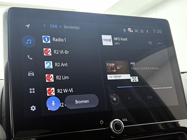 Toyota YARIS 1.5 Hybrid 115 Dynamic Comfort Pack | BTW voertuig | Stoel+stuurverwarming | Dodehoek detectie | Parkeersensoren voor+achter | Apple CarPlay/Android Auto | Cruise Control Adaptive | Achteruitrijcamera |