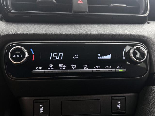 Toyota YARIS 1.5 Hybrid 115 Dynamic Comfort Pack | BTW voertuig | Stoel+stuurverwarming | Dodehoek detectie | Parkeersensoren voor+achter | Apple CarPlay/Android Auto | Cruise Control Adaptive | Achteruitrijcamera |