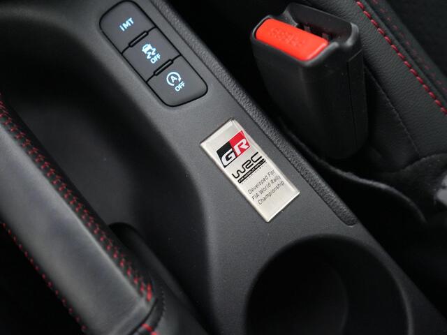 Toyota YARIS GR Performance 1.6 261pk |Adaptive|Camera|Apple Carplay|18" Gesmede LMV|AWD|JBL|CFRP-carbon|Fabrieksgarantie