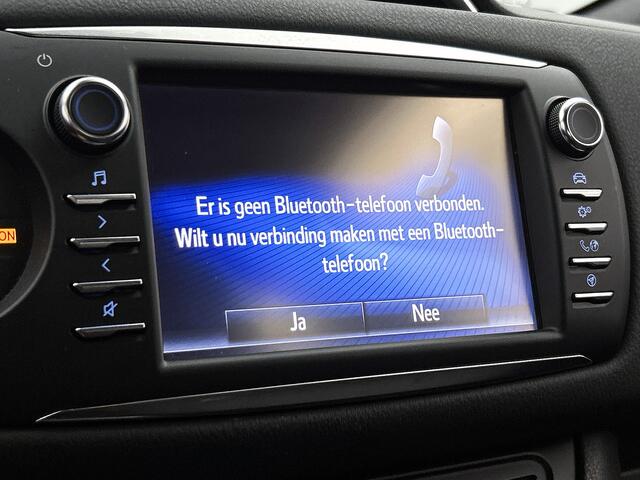 Toyota YARIS 1.5 Hybrid Energy Plus | Dealer Onderhouden | Navigatie | Climate Control | Parkeersensoren Achter | Achteruitrijcamera | Armsteun |