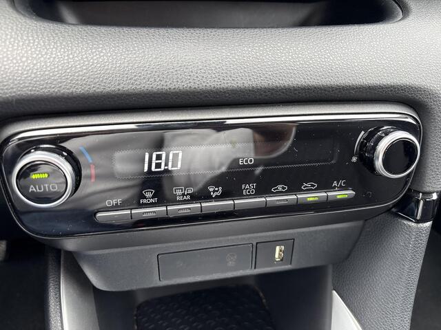 Toyota YARIS 1.5 Hybrid Active **ADAPTIEF CRUISE CONTROL/ APPLE CARPLAY/ CLIMATE CONTROL**