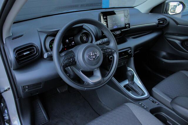 Toyota YARIS 1.5 Hybrid Dynamic |dodehoekdetectie|stoelverwarming|dealer onderhouden|