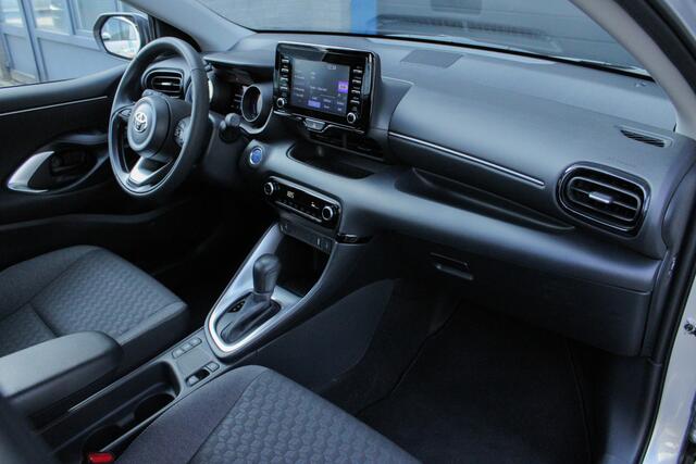 Toyota YARIS 1.5 Hybrid Dynamic |dodehoekdetectie|stoelverwarming|dealer onderhouden|