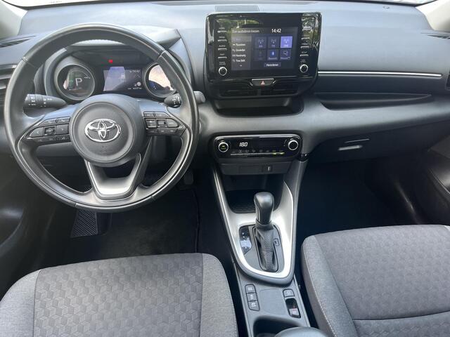 Toyota YARIS 1.5 Hybrid Dynamic | Carplay | Keyless entry | LED koplampen | Licht metalen velgen |