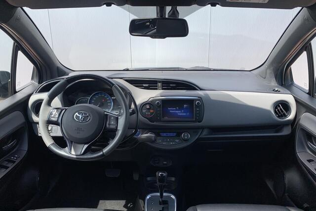 Toyota YARIS 1.5 Hybrid Volcano Edition Handbediening - Handgas en remmen!