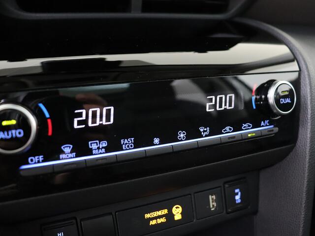 Toyota YARIS Cross 1.5 Hybrid Executive | BTW voertuig | Panoramadak | 360 camera | Head-Up Display | Dodehoek detectie | Full LED Adaptive | Stoel+stuurverwarming | Elektrische Achterklep | Navigatie | Apple CarPlay/Android Auto |