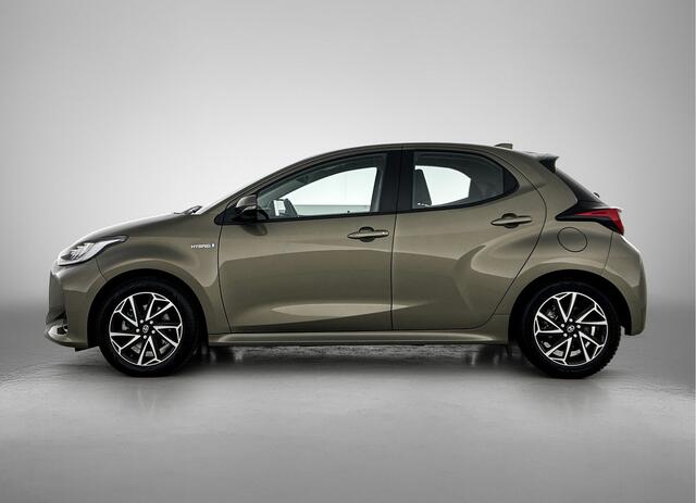 Toyota YARIS 1.5 Hybrid Dynamic | Dealer Onderhouden | Trekhaak Afneembaar | Navigatie | Apple CarPlay/Android Auto | Climate Control | Cruise Control Adaptive | Achteruitrijcamera |