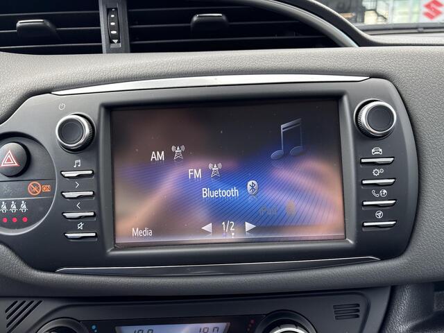 Toyota YARIS 1.5 Hybrid Aspiration **TREKHAAK/ CRUISE CONTROL/ PARKEERCAMERA**
