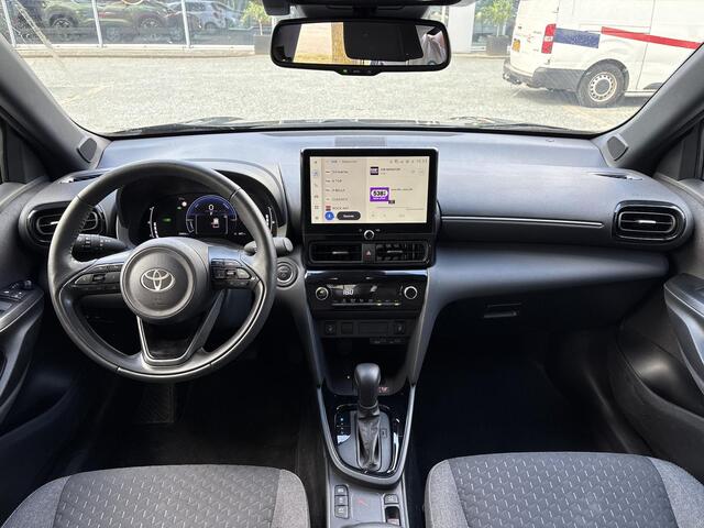 Toyota YARIS Cross 1.5 Hybrid 115 Dynamic **DODE HOEK DETECTIE/ PARKEERSENSOREN/ STOELVERWARMIING**