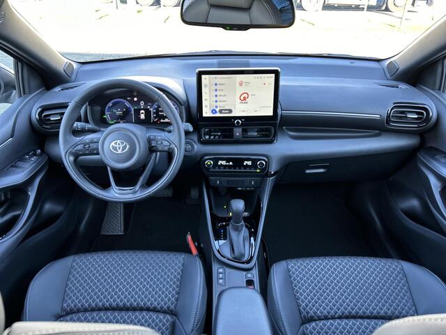 Toyota YARIS 1.5 Hybrid 130 Executive **STOELVERWARMING/ DODEHOEK DETECTIE/ PARKEERSENSOREN**