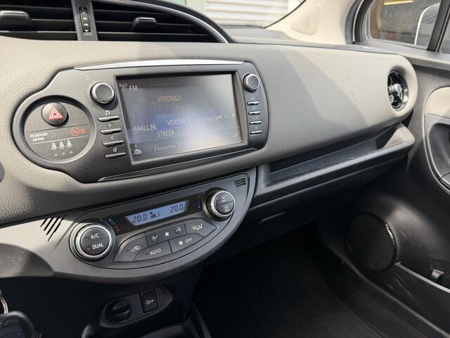 Toyota YARIS 1.5 Hybrid Active / 1e eigenaar / NAP / Camera / Cruise / Clima