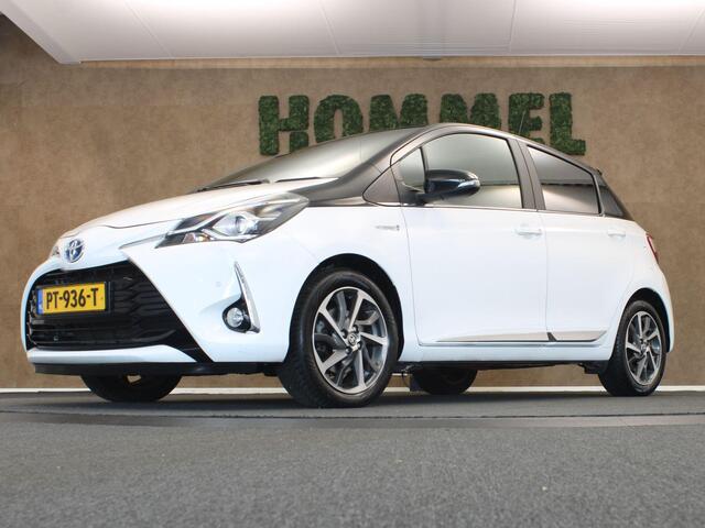 Toyota YARIS 1.5 Hybrid Premium - ORIGINEEL NEDERLANDSE AUTO - PANORAMADAK - PARKEERSENSOREN VOOR EN ACHTER - KEYLESS ENTRY & START - NAVIGATIE - ACHTERUITRIJ CAMERA - HOMMEL ONDERHOUDEN
