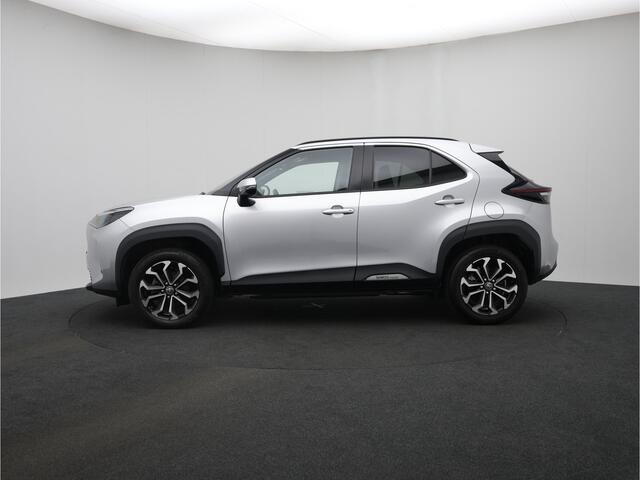 Toyota YARIS Cross 1.5 Hybrid Dynamic Plus | Trekhaak | Navigatie | Stoelverwarming |