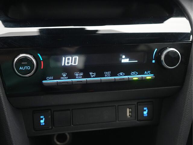 Toyota YARIS Cross 1.5 Hybrid Dynamic Plus | Trekhaak | Navigatie | Stoelverwarming |
