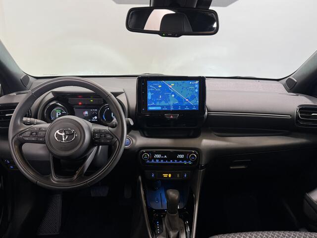 Toyota YARIS 1.5 Hybrid Executive | Afneembare trekhaak | All season banden | BSM |