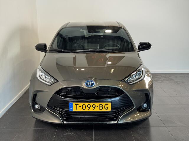 Toyota YARIS 1.5 Hybrid Executive | Afneembare trekhaak | All season banden | BSM |