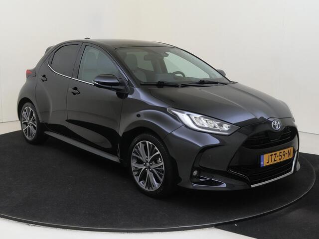 Toyota YARIS 1.5 Hybrid Executive | airco automatisch | Apple Carplay/Android | Autonomous Emergency Braking | bots herkenning en activatie | cruise control adaptief | lederen/stof bekleding | lichtmetalen velgen 17" | navigatiesysteem full map |