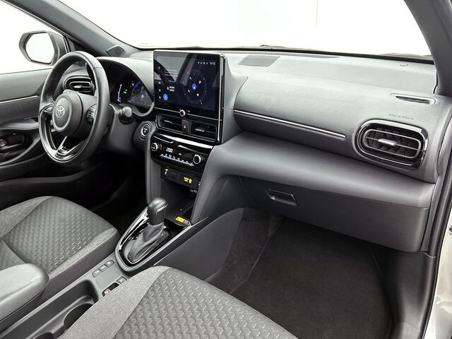 Toyota YARIS Cross 1.5 Hybrid 130 Dynamic ACC | Clima | PDC v+a | Stoel & Stuurverwarming | 17" LMV |