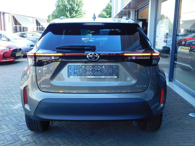 Toyota YARIS Cross 1.5 Hybrid 115 Dynamic | Winter Pack