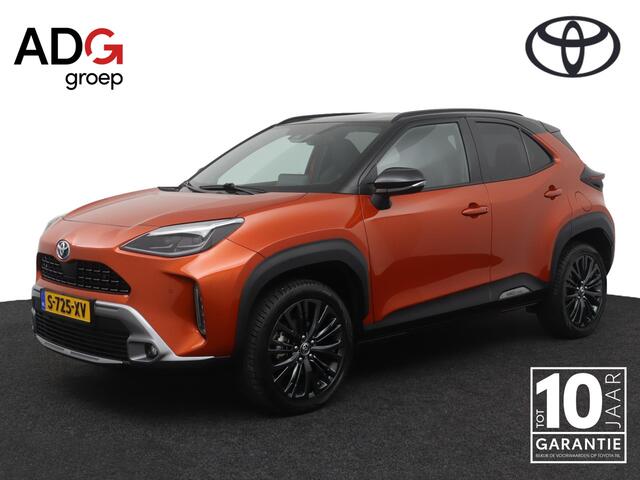 Toyota YARIS Cross 1.5 Hybrid Adventure | Leder - stof bekleding | Stoel en stuurverwarming | Navigatie |
