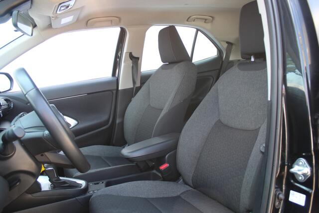 Toyota YARIS Cross 1.5 Hybrid Active Lichtmetalen velgen 16"